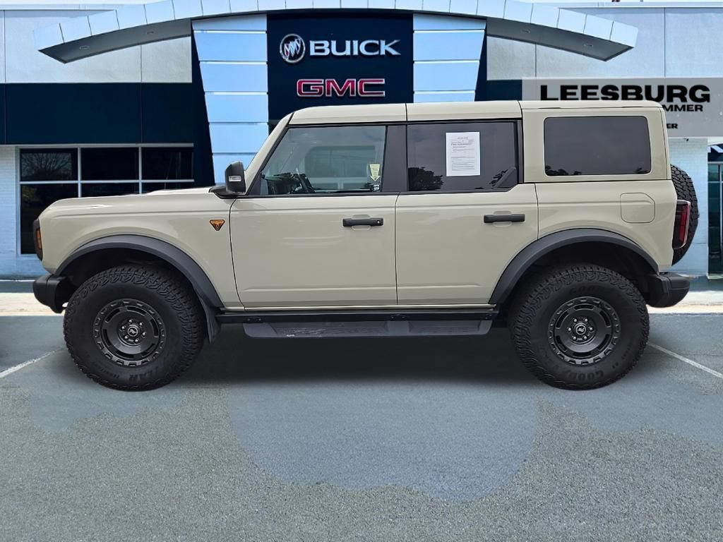 Used 2025 Ford Bronco Badlands AWD/4WD image 4