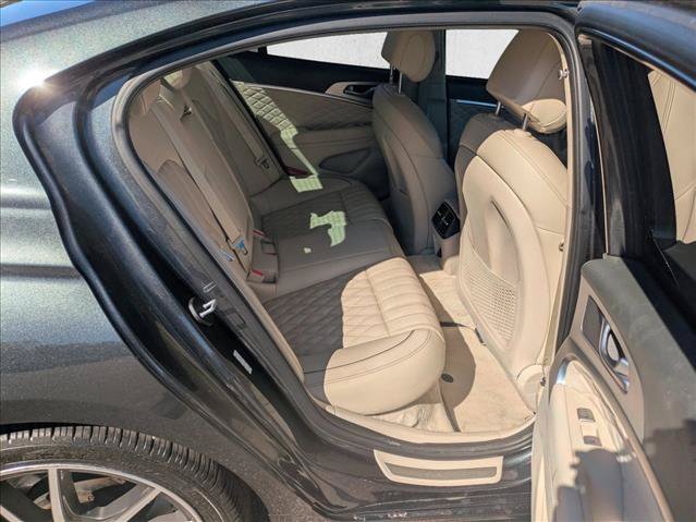 Used 2019 Genesis G70 3.3T Design RWD image 18