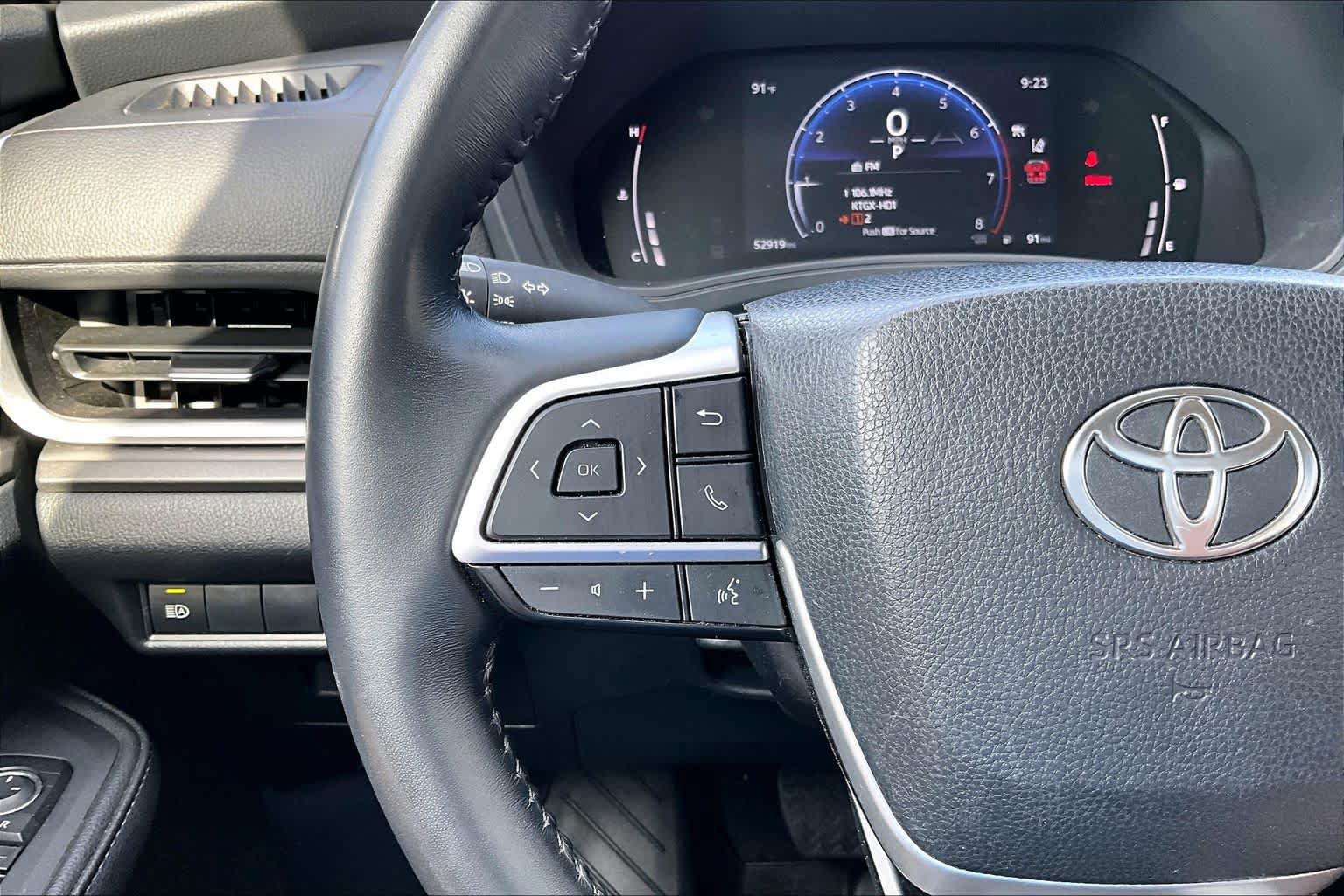 Used 2024 Toyota Grand Highlander AWD image 24