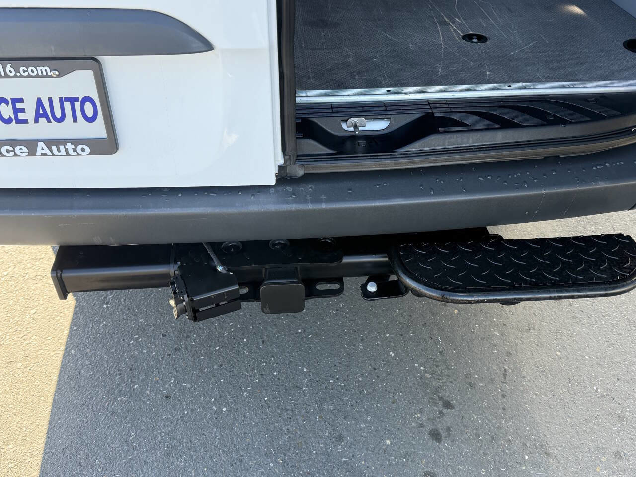 Used 2023 Mercedes-Benz Sprinter 2500 image 12