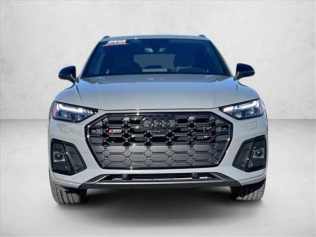 Used 2022 Audi SQ5 Prestige w/ Prestige Package video 3