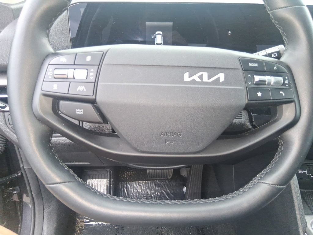 Certified 2026 Kia Sportage EX FWD image 10
