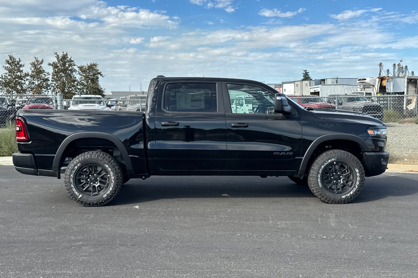 New 2026 RAM 1500 Rebel w/ Trailer Tow Group II AWD/4WD image 2