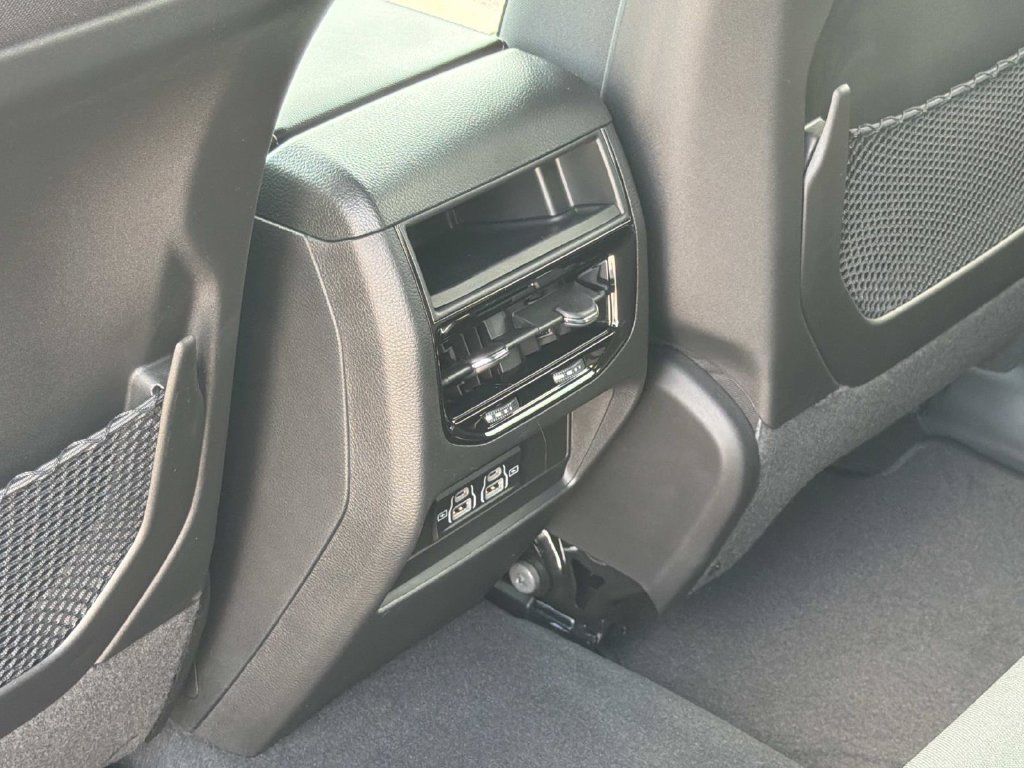 New 2026 Jeep Grand Cherokee Laredo AWD/4WD image 24