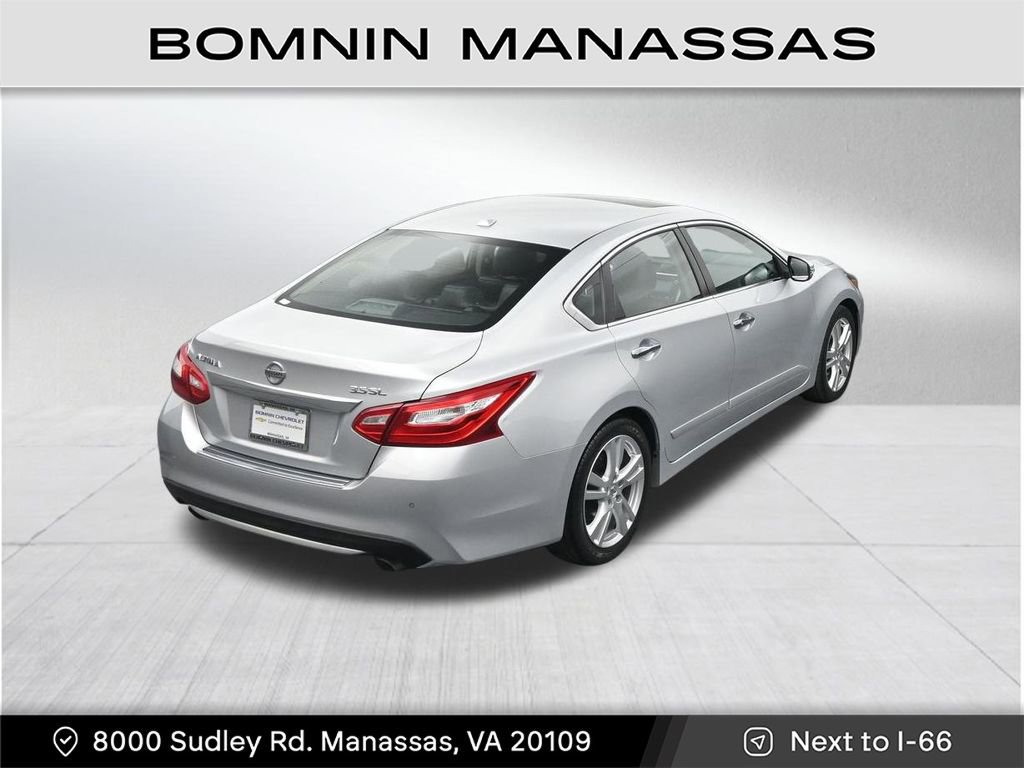 Used 2017 Nissan Altima 3.5 SL image 23