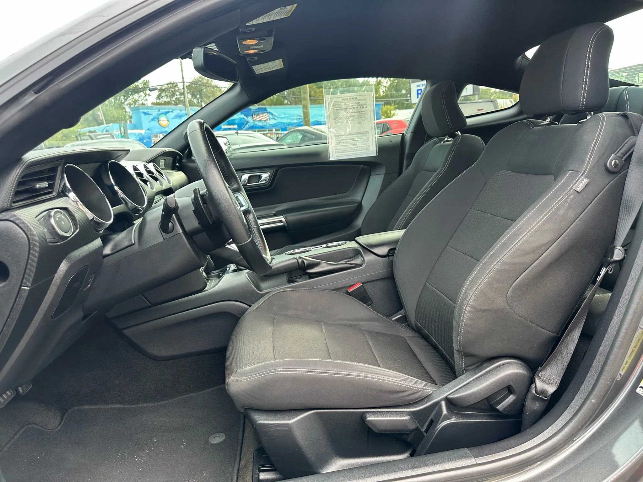 Used 2016 Ford Mustang Coupe image 13