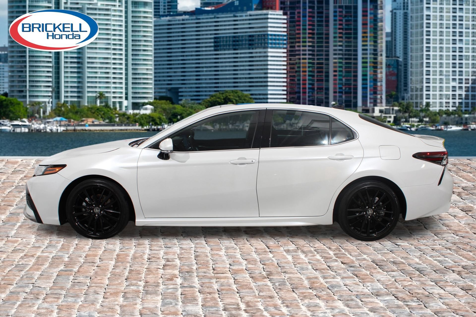 Used 2024 Toyota Camry XSE w/ Driver Assist Package FWD image 2