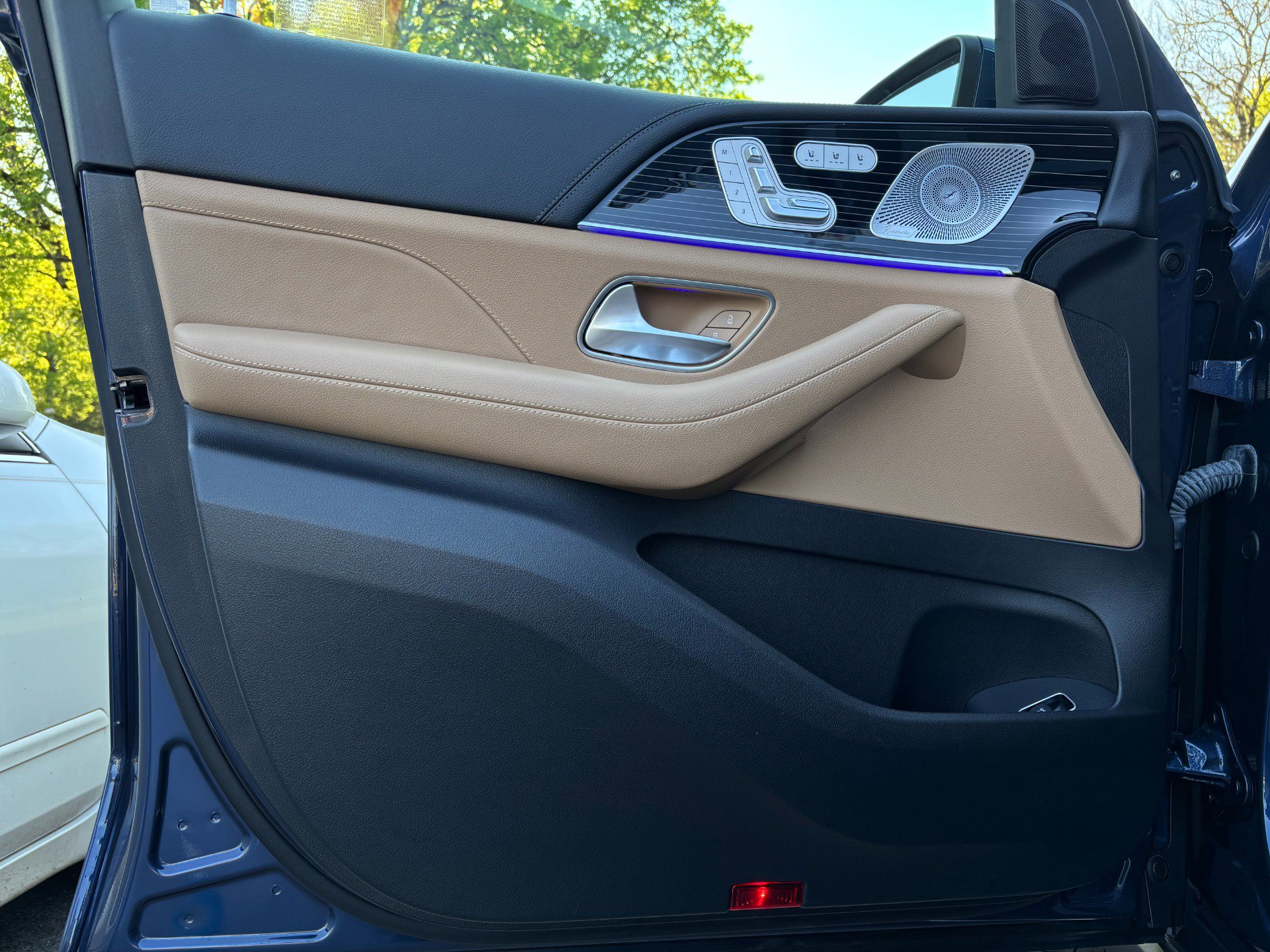 Used 2024 Mercedes-Benz GLS 580 4MATIC image 70