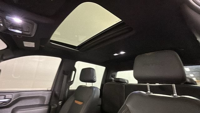 Used 2021 GMC Sierra 2500 AT4 w/ AT4 Premium Plus Package AWD/4WD image 12