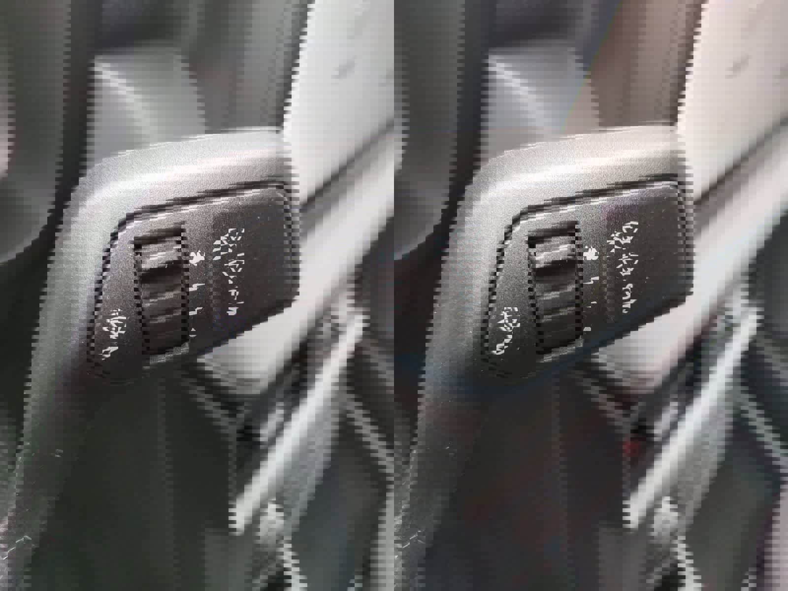 New 2025 Ford Maverick XLT w/ XLT Luxury Package image 25