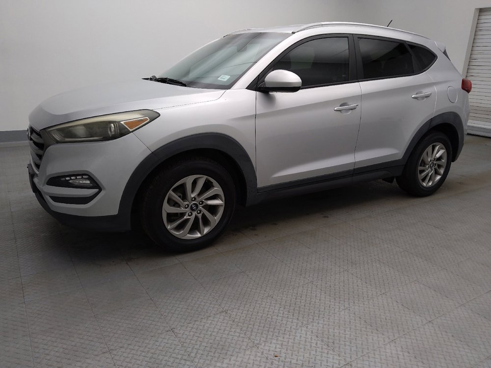 Used 2016 Hyundai Tucson SE w/ Option Group 02 FWD image 2