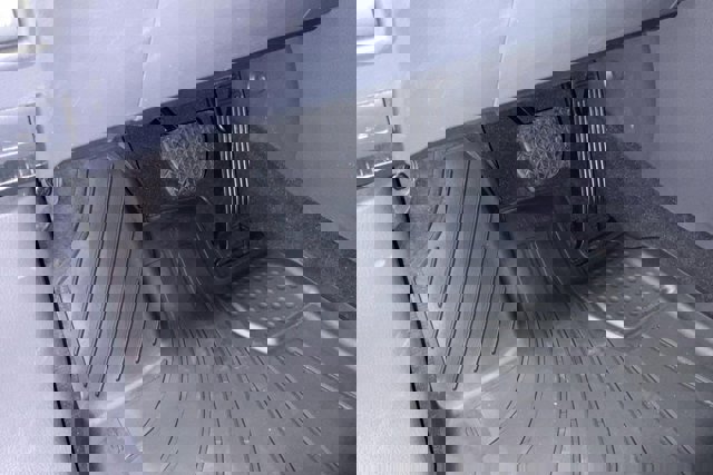 Certified 2024 Toyota Sienna XLE image 39