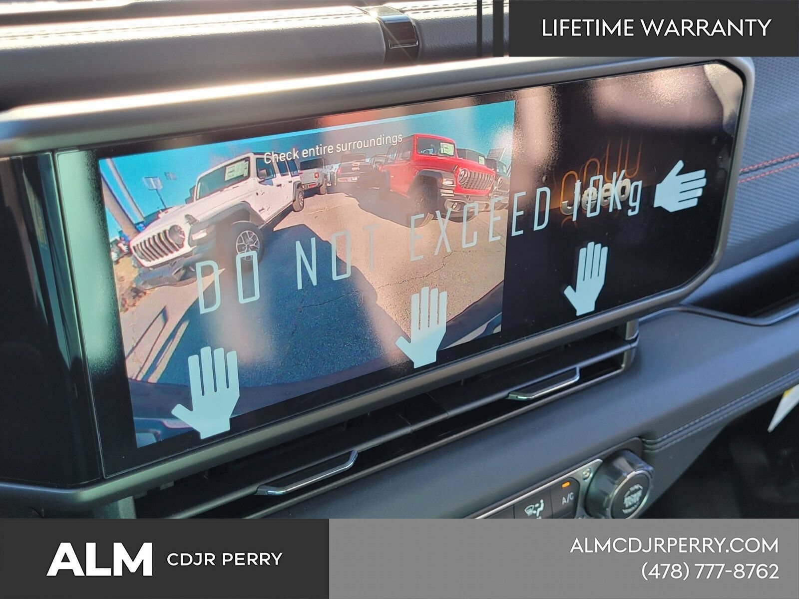 New 2026 Jeep Wrangler Unlimited Rubicon AWD/4WD image 23