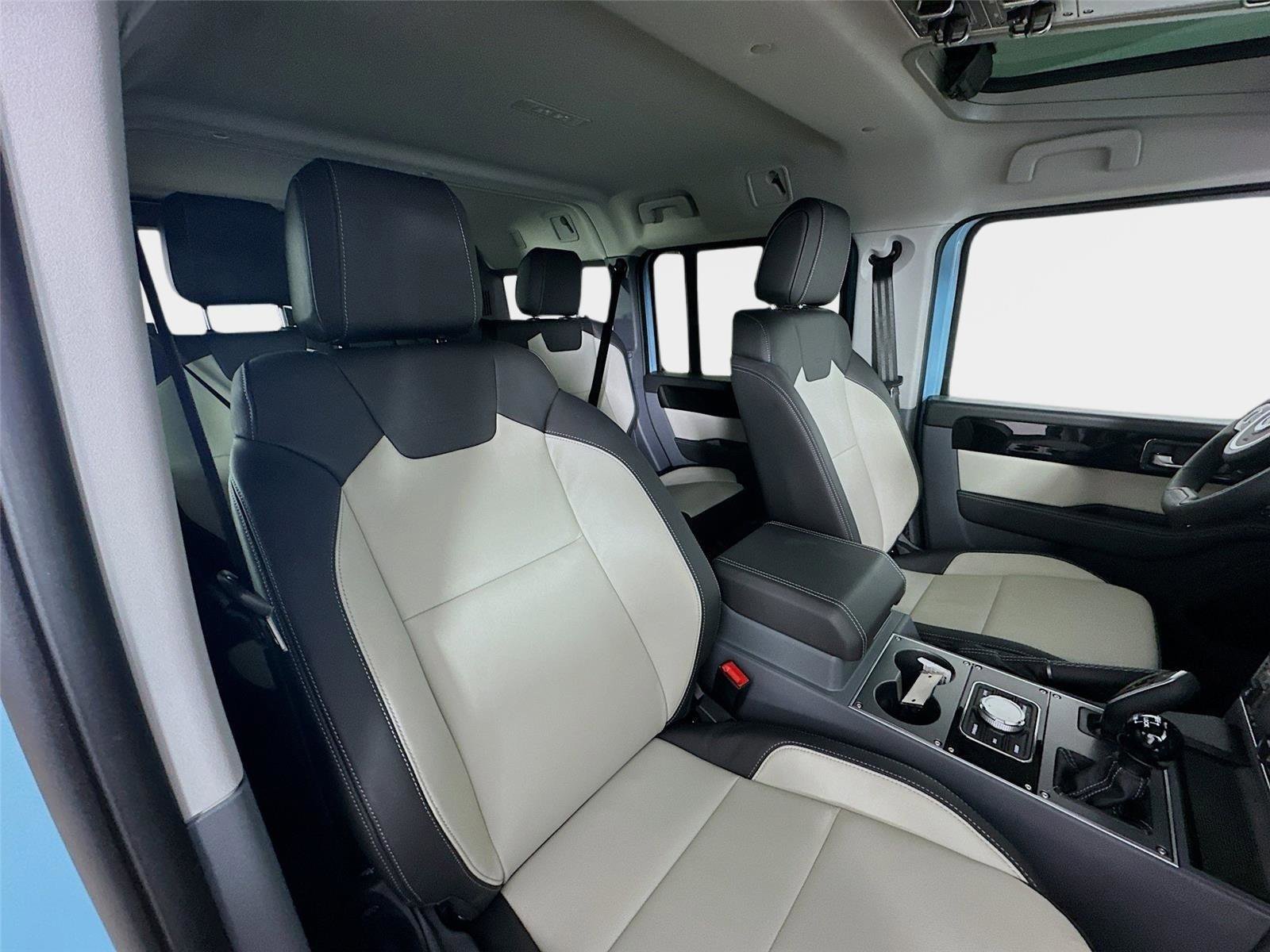 New 2025 INEOS Grenadier Fieldmaster Edition image 48