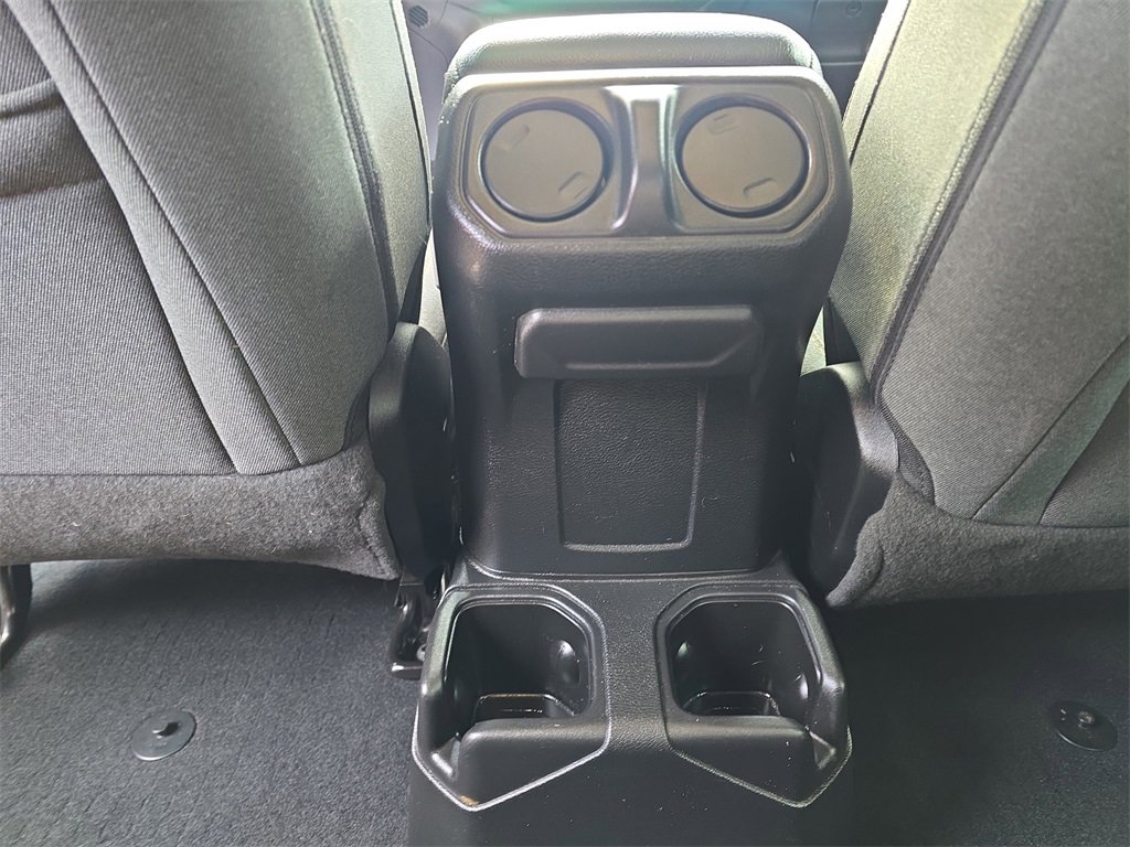 Used 2024 Jeep Wrangler Sport image 27