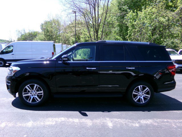 Used 2024 Ford Expedition Limited AWD/4WD image 6