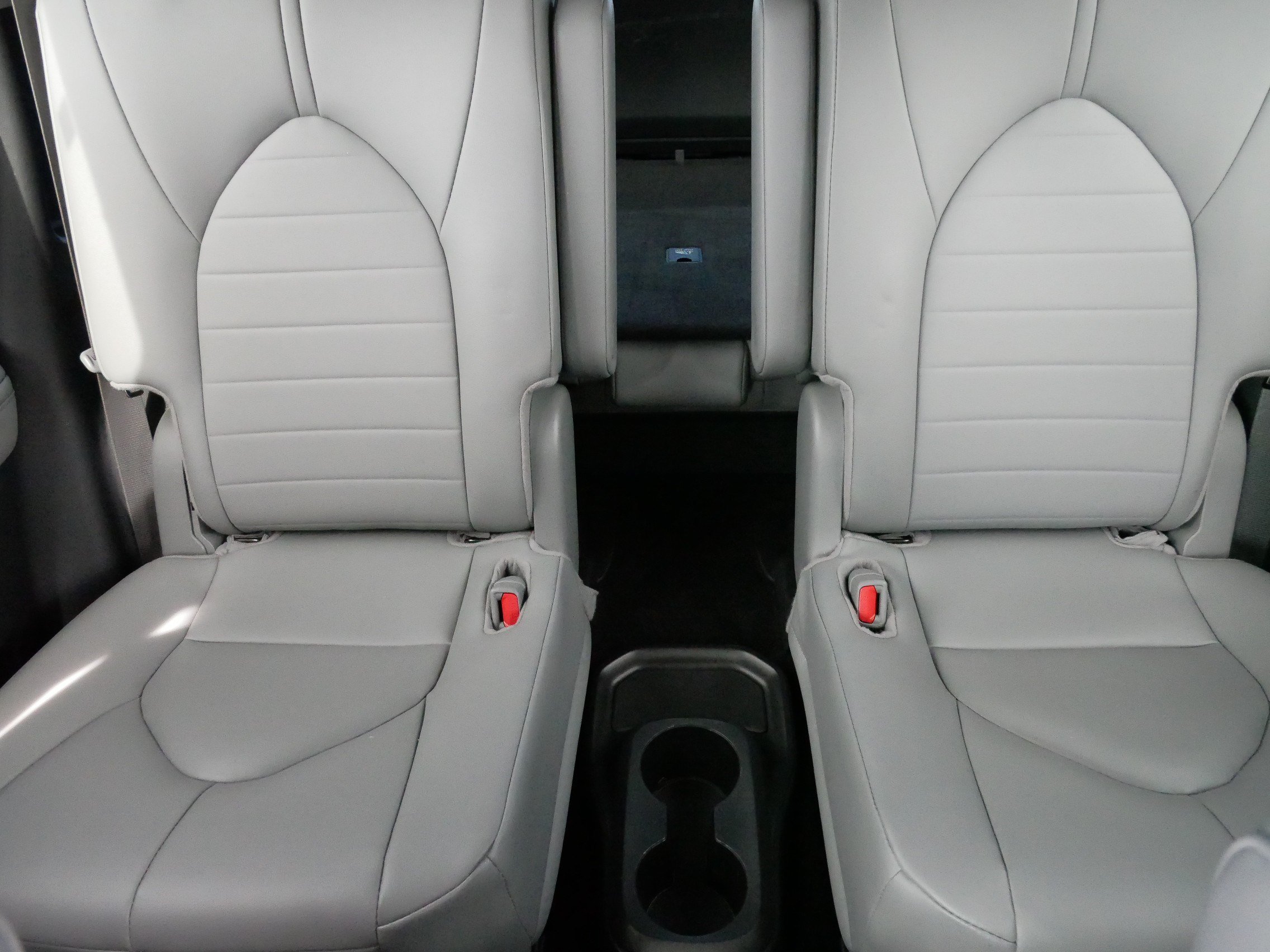 Certified 2026 Toyota Highlander XLE AWD/4WD image 13