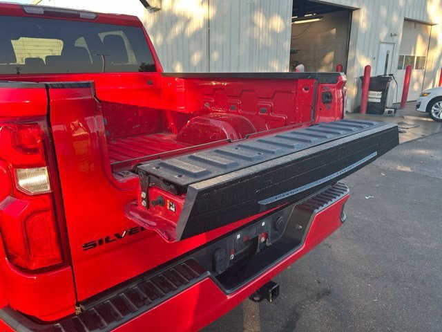 Used 2022 Chevrolet Silverado 1500 Custom w/ LPO, Blackout Package RWD image 30