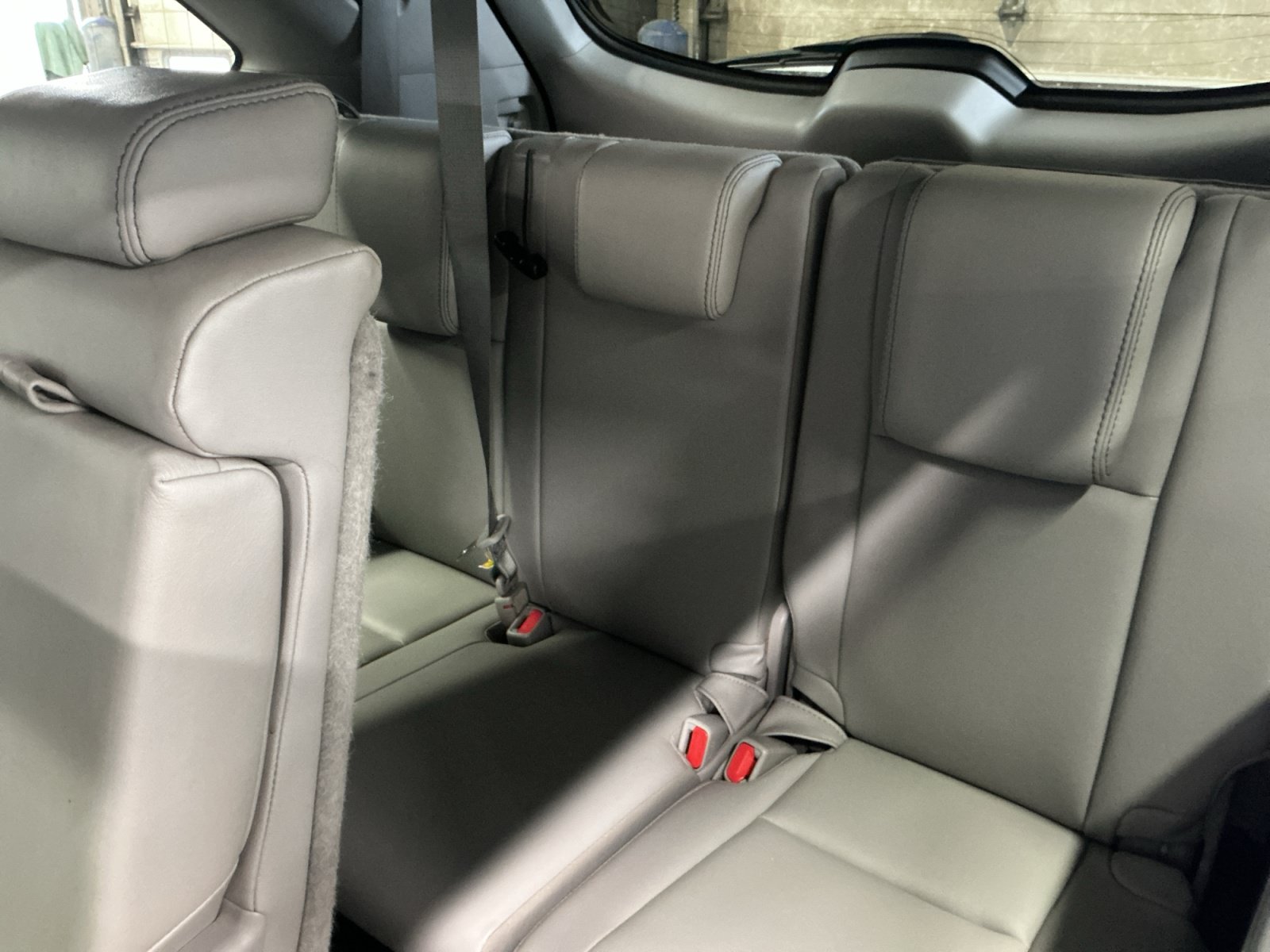Used 2018 Toyota Highlander XLE AWD/4WD image 19
