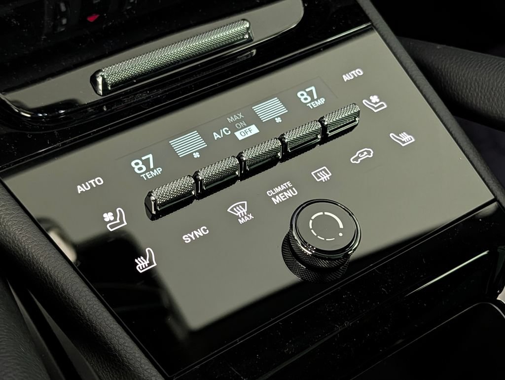 New 2026 Porsche Cayenne AWD/4WD image 33