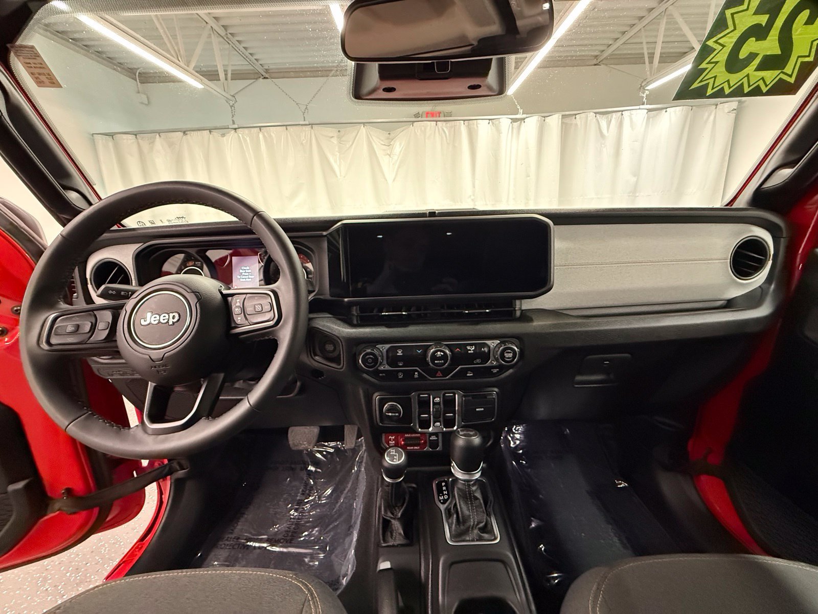 Used 2025 Jeep Wrangler Unlimited Sport AWD/4WD image 17