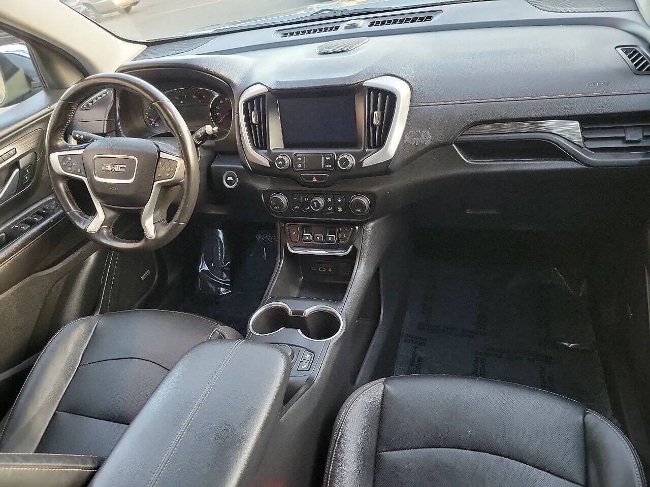 Used 2019 GMC Terrain SLT w/ Preferred Package FWD image 26