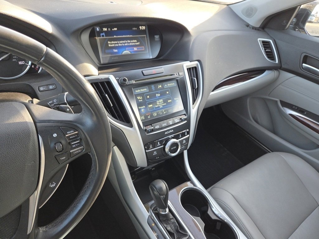 Used 2017 Acura TLX 2.4L image 31