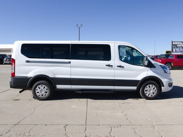 Used 2023 Ford Transit 350 XLT RWD image 5