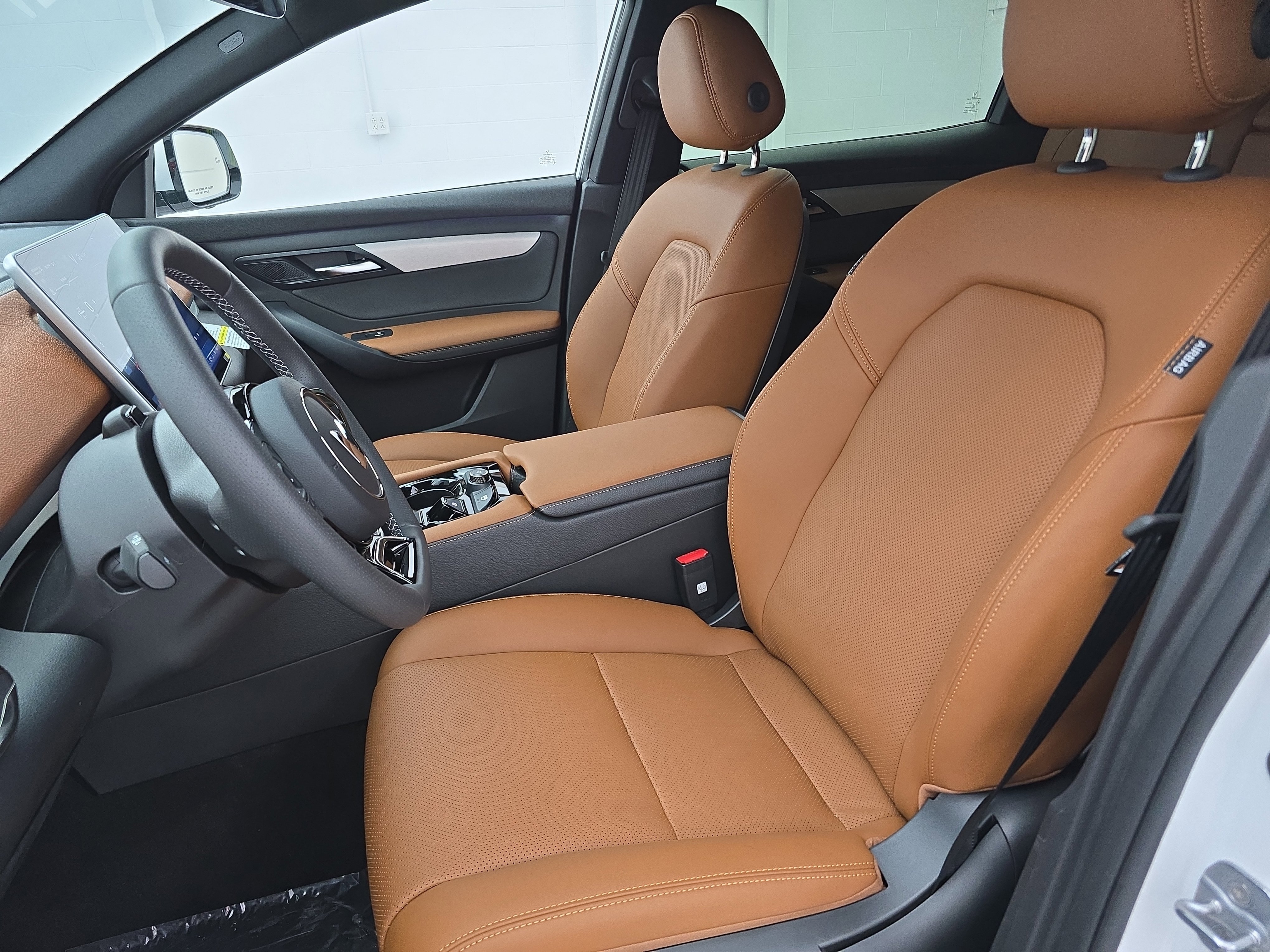 New 2025 VinFast VF 8 Plus image 15