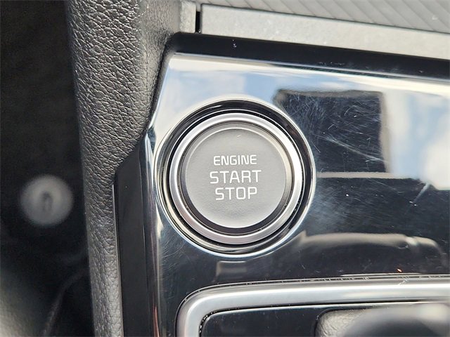 Used 2024 Kia Sportage SX image 17