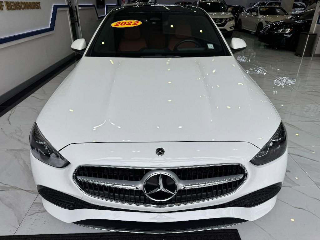 Used 2022 Mercedes-Benz C 300 4MATIC Sedan image 2
