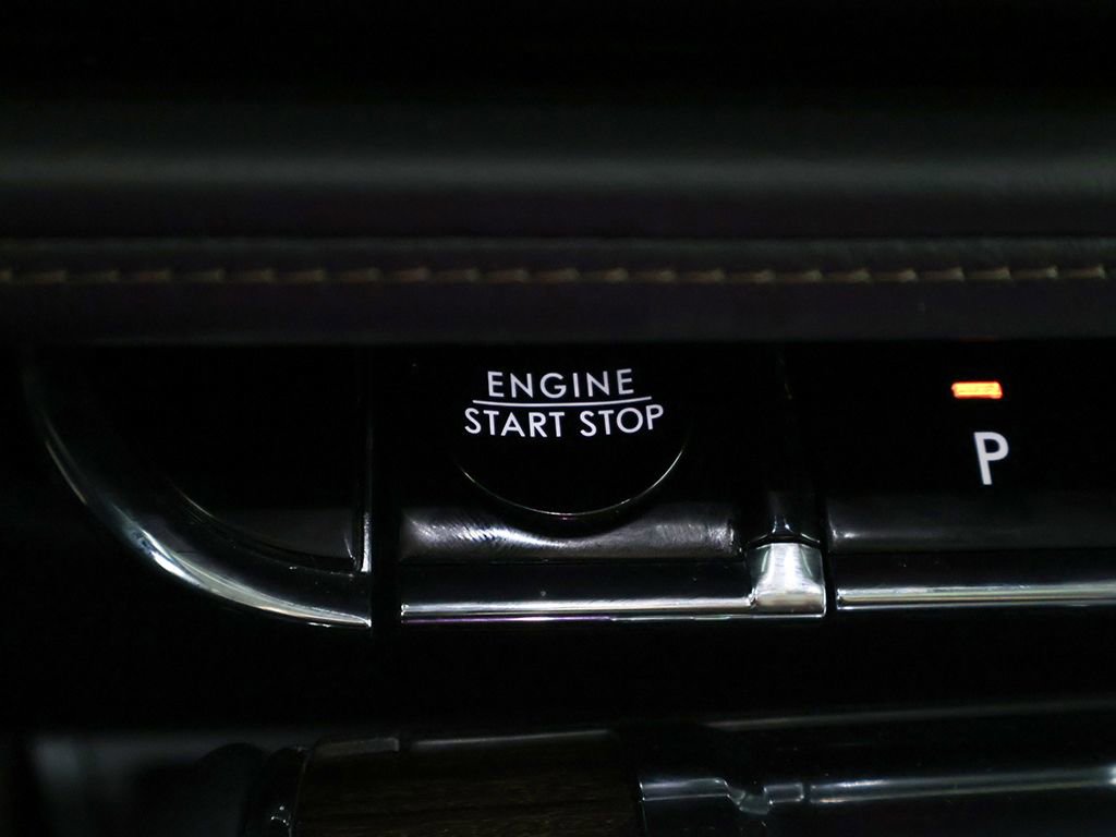 Used 2025 Lincoln Aviator Reserve w/ Equipment Group 201A AWD/4WD image 59