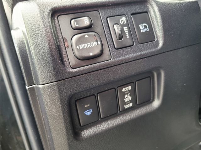 Used 2021 Toyota 4Runner SR5 Premium w/ Moonroof Package RWD image 19