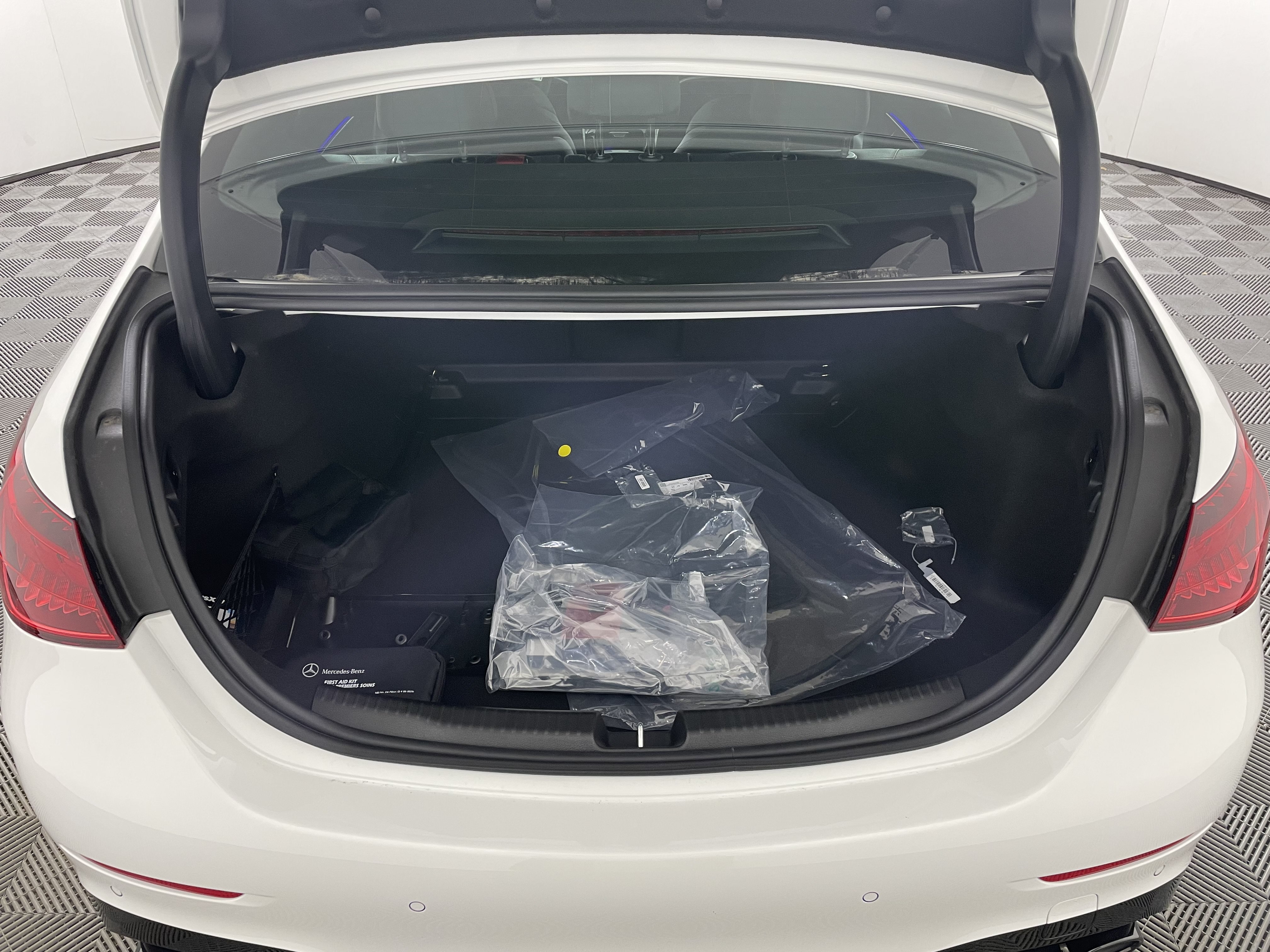 New 2026 Mercedes-Benz C 43 AMG 4MATIC Sedan image 19