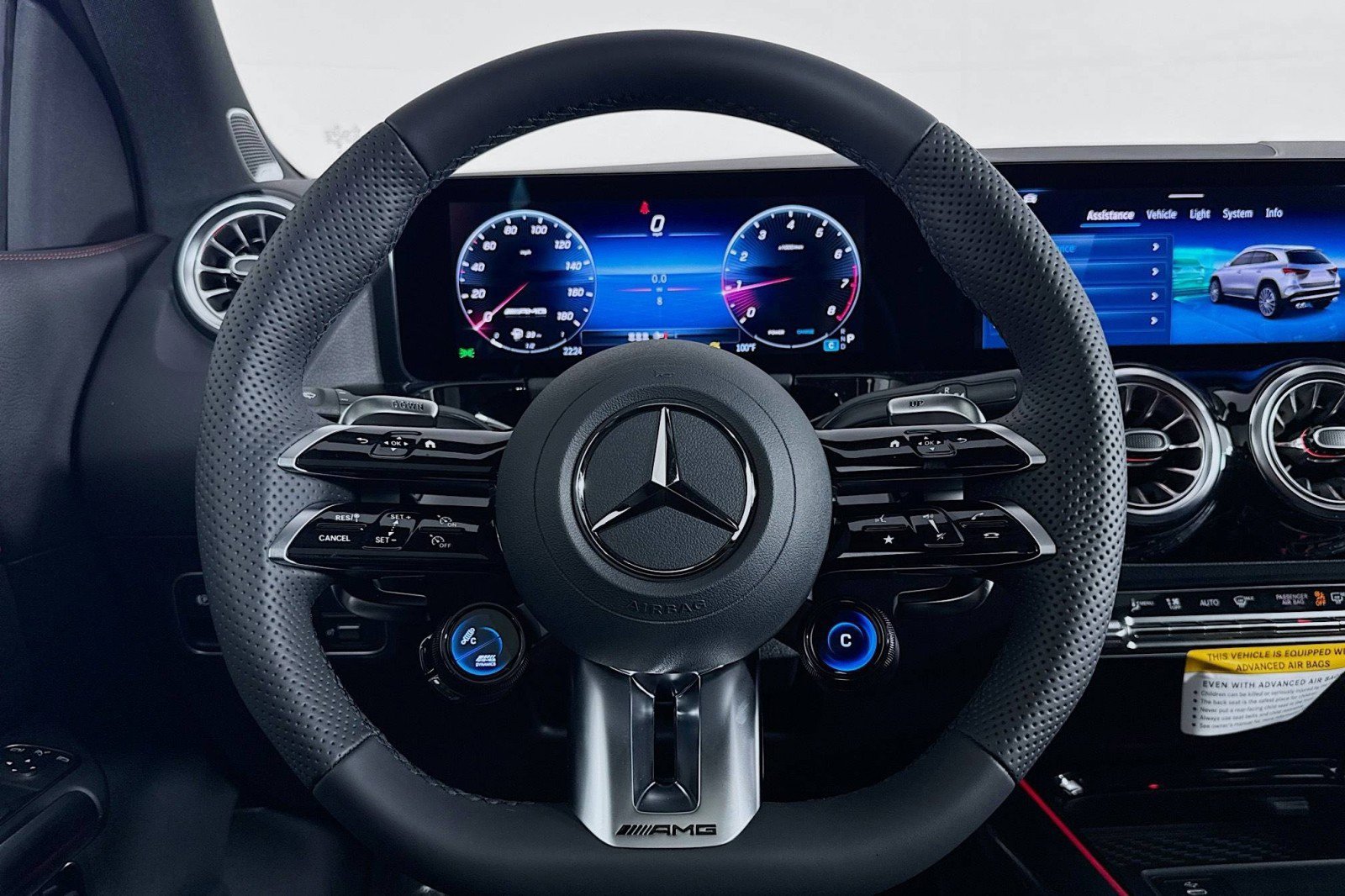 New 2026 Mercedes-Benz GLA 35 AMG 4MATIC image 17