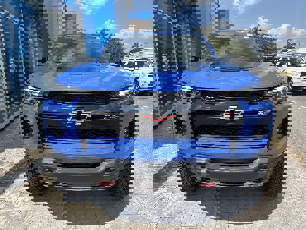 New 2026 Chevrolet Colorado ZR2 w/ Technology Package image 2