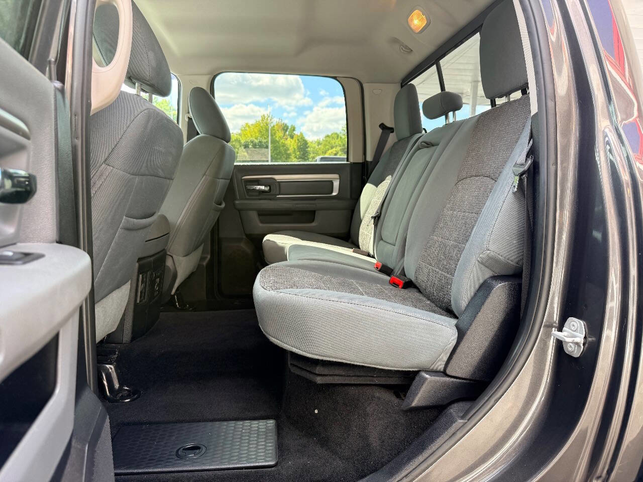 Used 2016 RAM 2500 Lone Star image 29