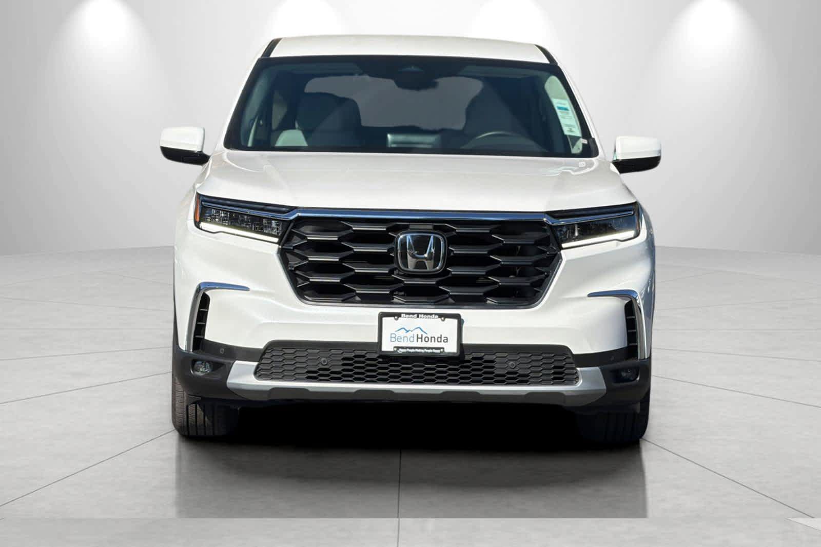 Used 2025 Honda Pilot EX-L image 10