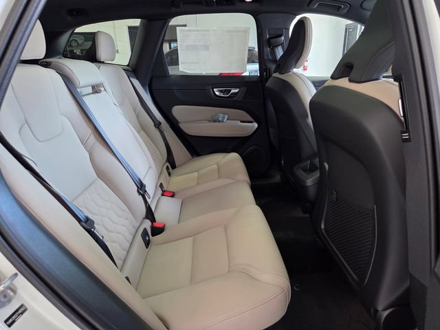 New 2026 Volvo XC60 B5 Plus w/ Protection Package Premier AWD/4WD image 16