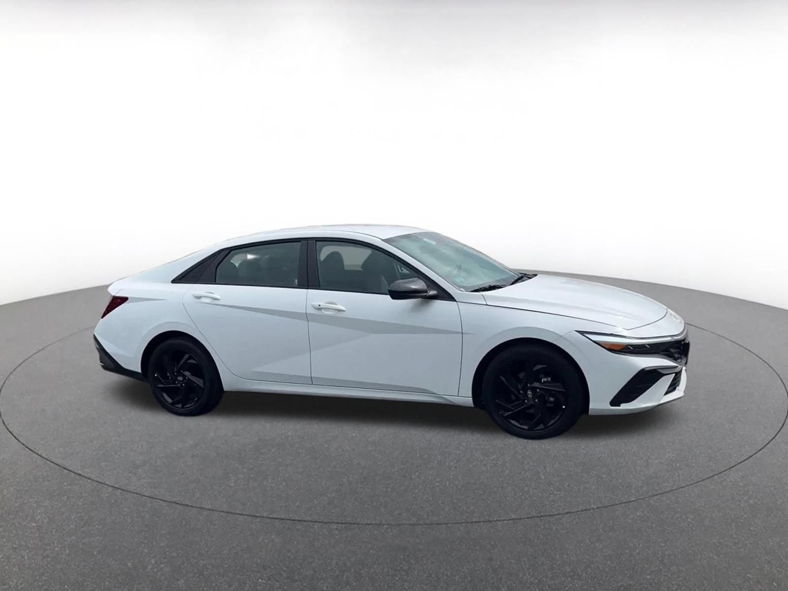 Used 2026 Hyundai Elantra Sport FWD video 2