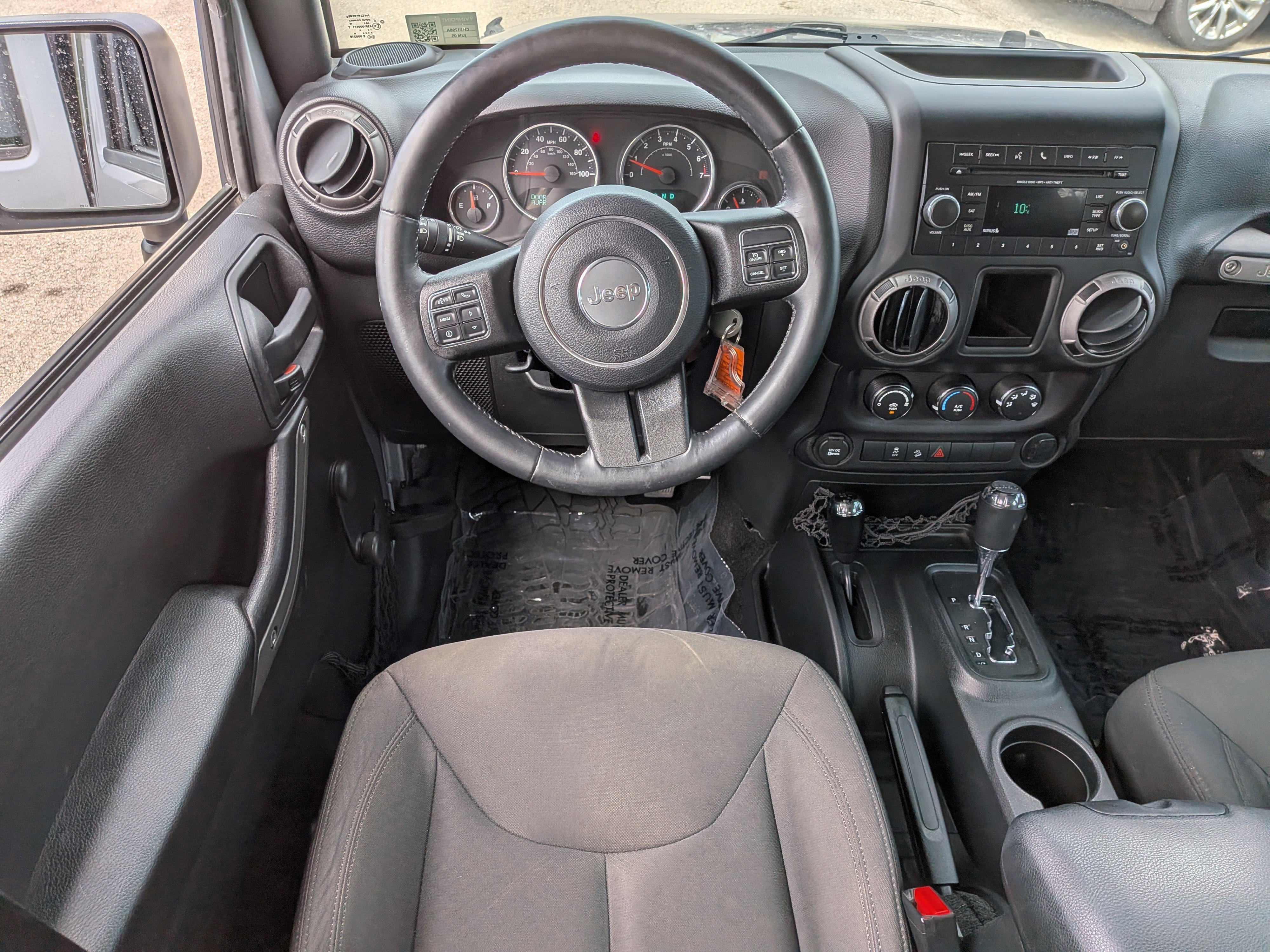 Used 2016 Jeep Wrangler Unlimited Sport w/ Connectivity Group AWD/4WD image 17