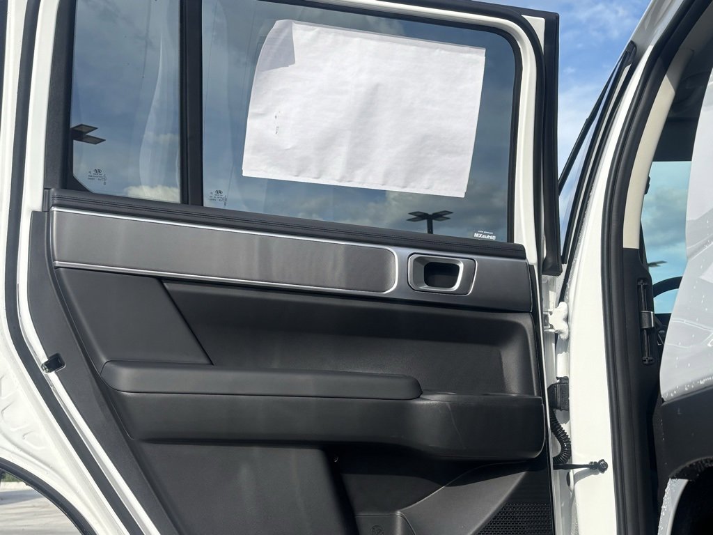 New 2026 Hyundai Santa Fe SE image 16