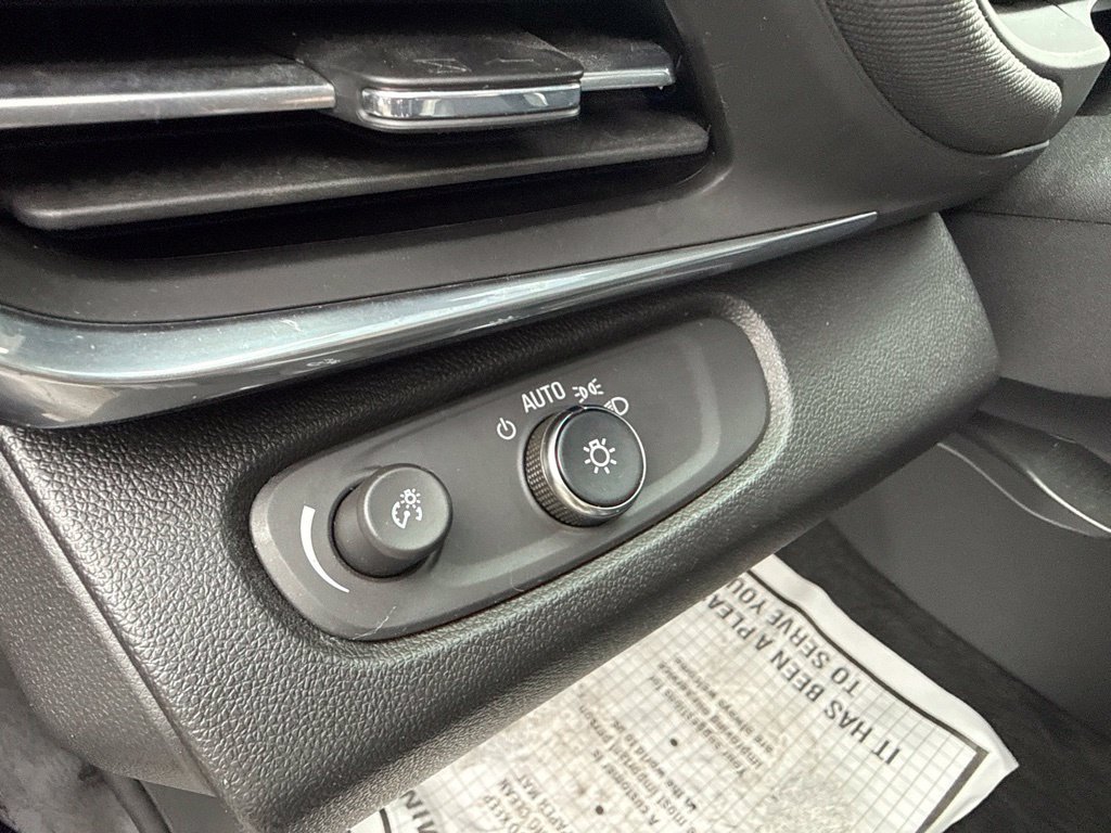 Used 2024 Buick Envista Preferred FWD image 20