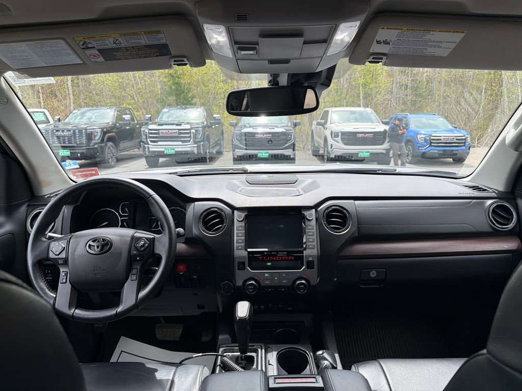 Used 2021 Toyota Tundra Limited w/ Limited Premium Package AWD/4WD image 17