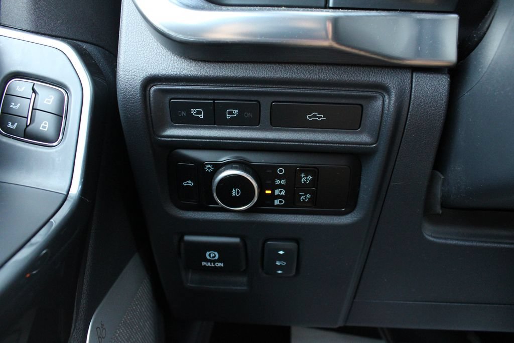 Used 2023 Ford F150 Lariat w/ Equipment Group 502A High AWD/4WD image 10