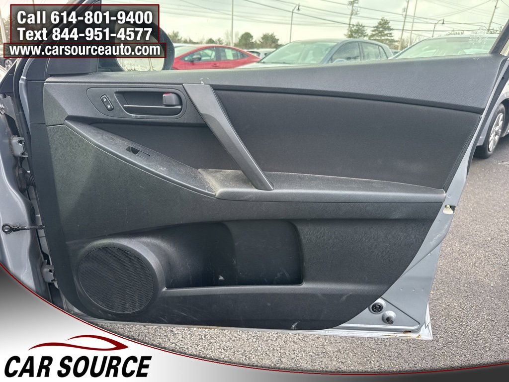 Used 2011 MAZDA MAZDA3 i Sport image 21