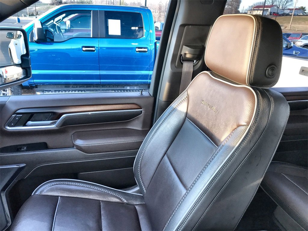 Used 2024 GMC Sierra 2500 Denali w/ Denali Reserve Package image 24