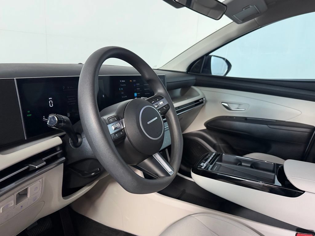 Used 2025 Hyundai Tucson Blue AWD/4WD image 19