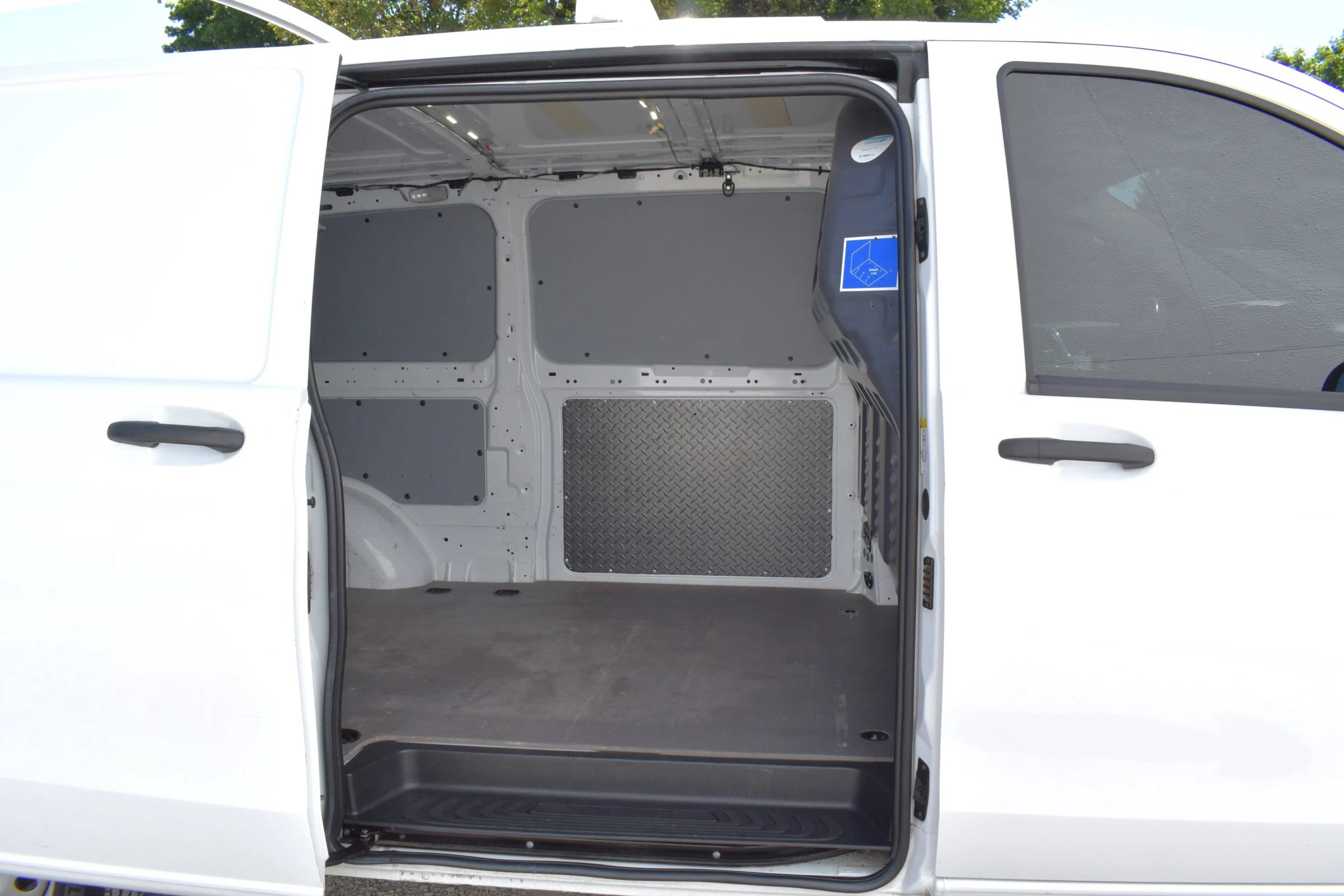 Used 2020 Mercedes-Benz Metris image 52