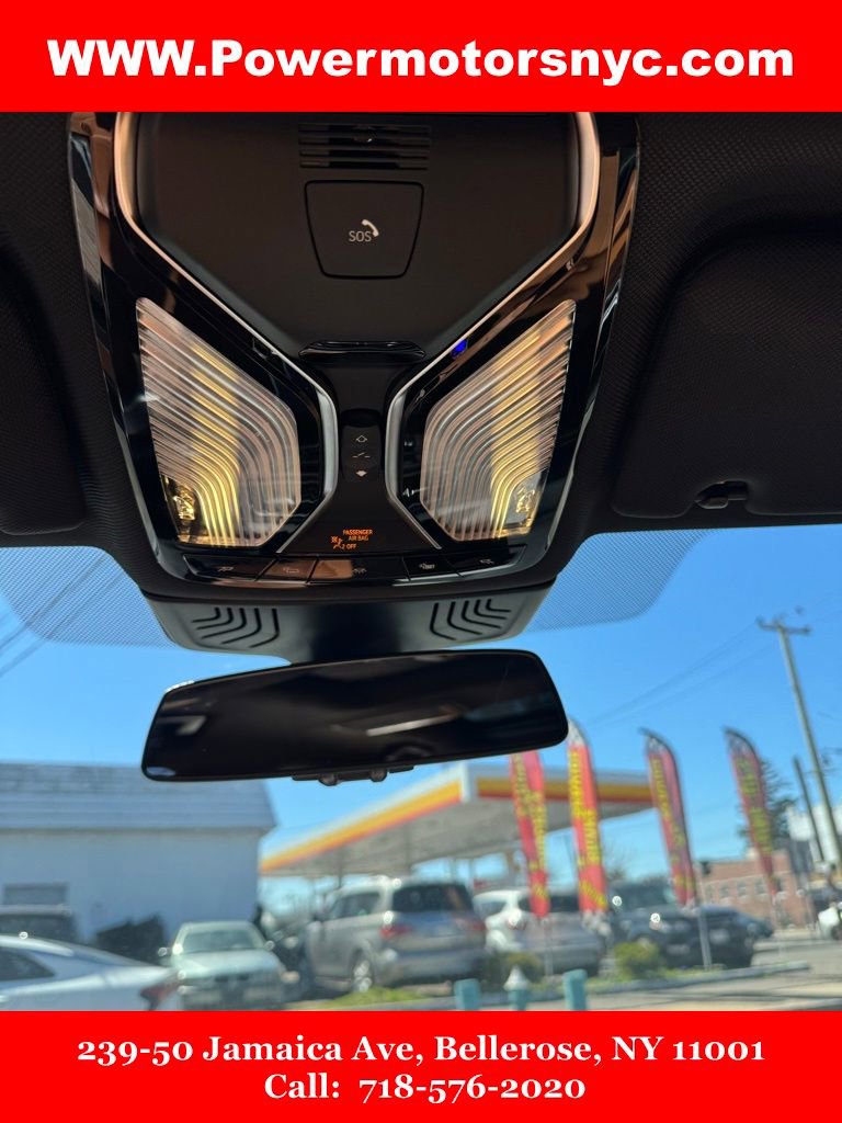 Used 2020 BMW 740i xDrive w/ M Sport Package image 27